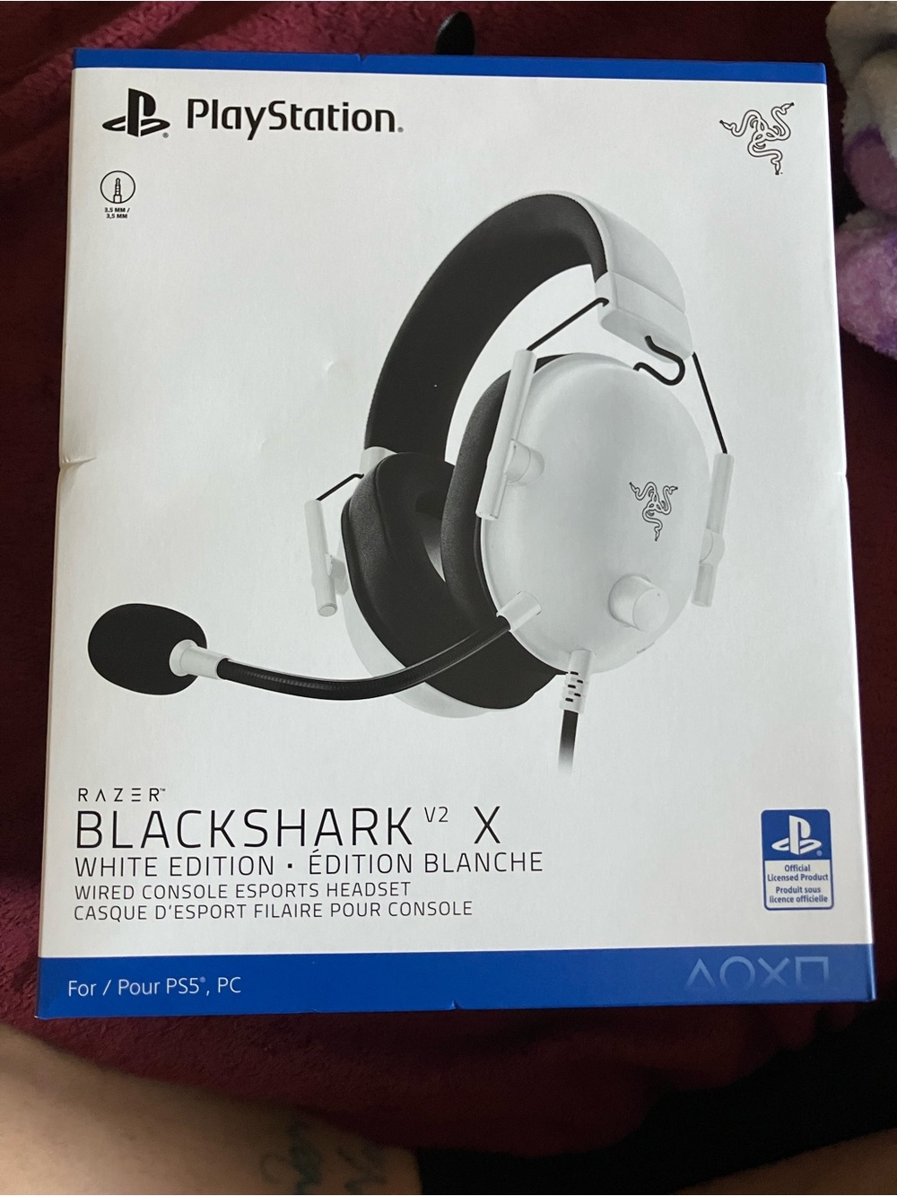 Razer BlackShark V2 X White Gaming Headset with Black Accents